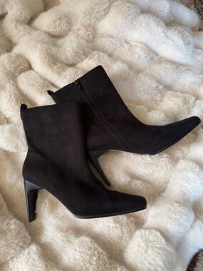 Urban Outfitters Mika Heeled Black Boots